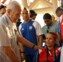 Recibimiento a los atletas paralímpicos cubanos participantes en Beijing 2008