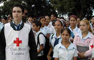 La Cruz Roja Cubana, (CRC) fundada hace 100 años, hoy multiplica su acción a través del Movimiento Juvenil